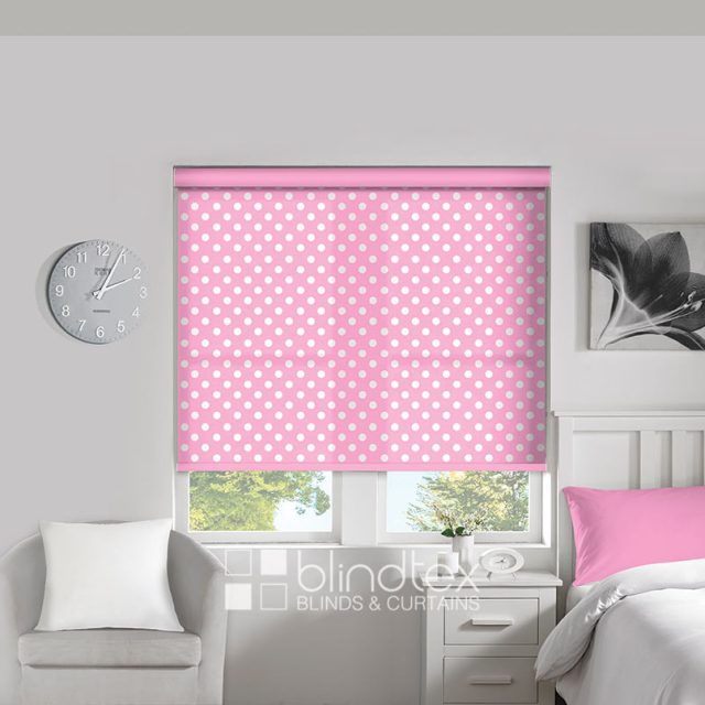 Polka Dots Fuchsia Roller Blind