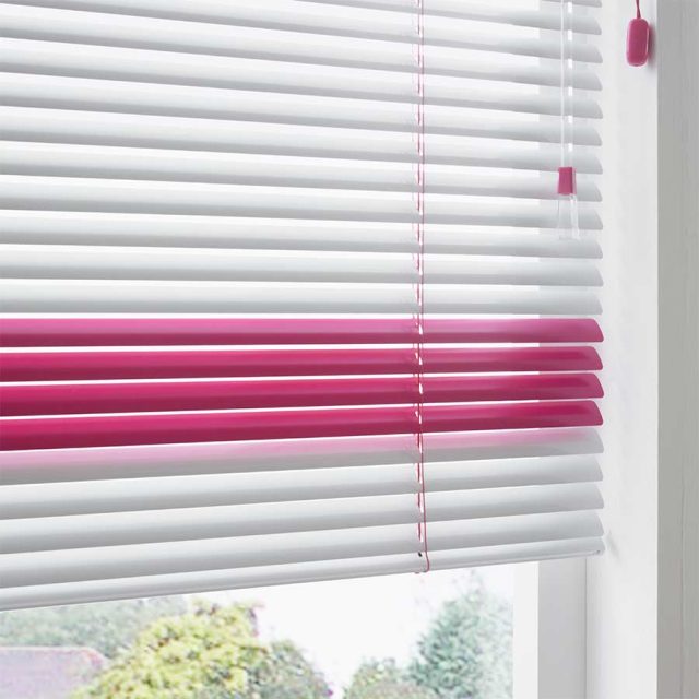 Madiba Glacier Cameo Aluminium Venetian Blinds