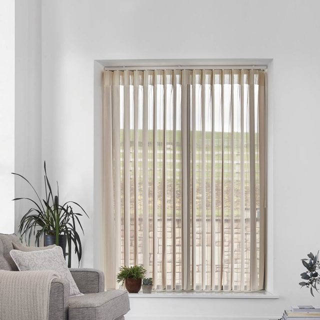 Stripe-Dark-Cream-Vertex-Blind2